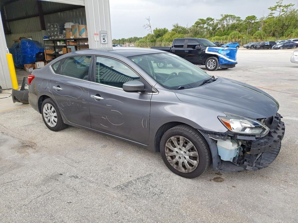 2017 Nissan Sentra მანქანა იყიდება აუქციონზე, vin: 3N1AB7AP1HL637368, აუქციონის ნომერი: 56951996