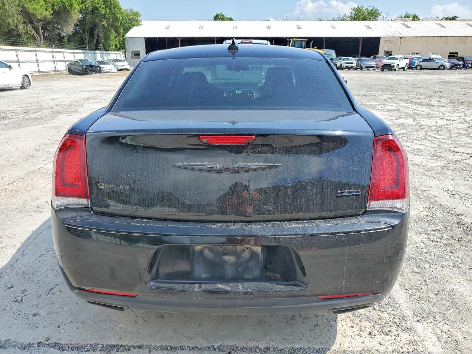 Продажа на аукционе авто 2021 Chrysler 300, vin: 2C3CCAAGXMH617286, номер лота: 55643126