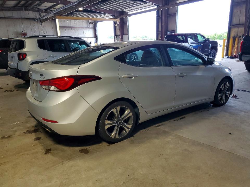 57135826 :رقم المزاد ، KMHDH4AH0FU238269 vin ، 2015 Hyundai Elantra مزاد بيع