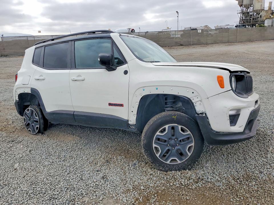 2016 Jeep Renegade მანქანა იყიდება აუქციონზე, vin: ZACCJBCT4GPC78576, აუქციონის ნომერი: 56073656