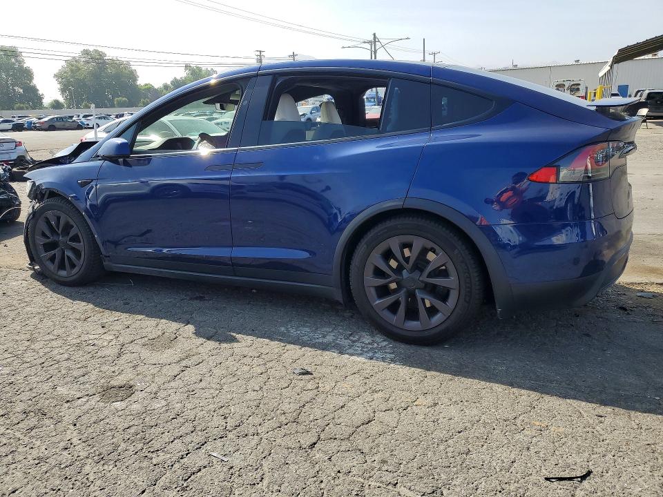 Продажа на аукционе авто 2022 Tesla Model X, vin: 7SAXCBE53NF329261, номер лота: 55973946
