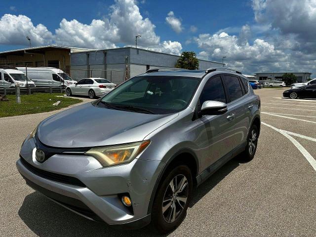 2017 Toyota Rav4 მანქანა იყიდება აუქციონზე, vin: 2T3WFREV3HW376992, აუქციონის ნომერი: 55982446