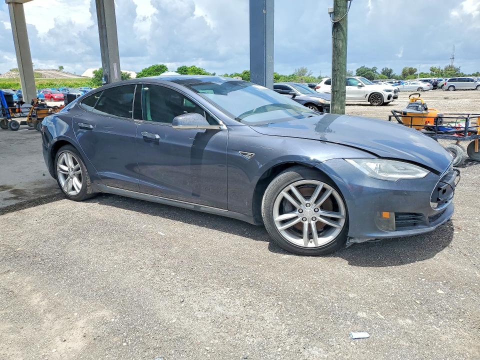 2016 Tesla Model S მანქანა იყიდება აუქციონზე, vin: 5YJSA1E11GF130197, აუქციონის ნომერი: 59062946