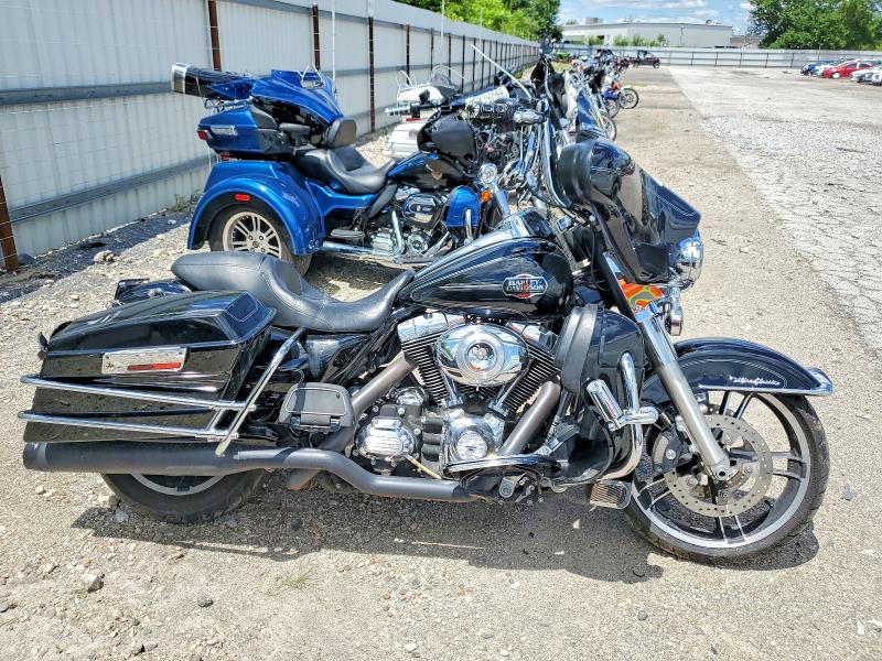 56318306 :رقم المزاد ، 1HD1FCM19CB685727 vin ، 2012 Harley-davidson Flhtcu مزاد بيع