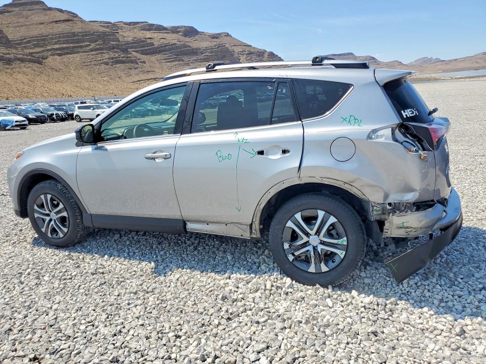 Продаж на аукціоні авто 2018 Toyota Rav4, vin: JTMZFREV9JD126253, номер лоту: 57376626