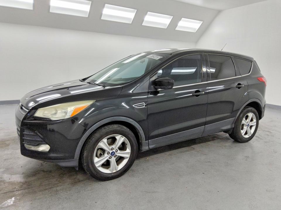 57754036 :رقم المزاد ، 1FMCU0G93FUB64457 vin ، 2015 Ford Escape مزاد بيع