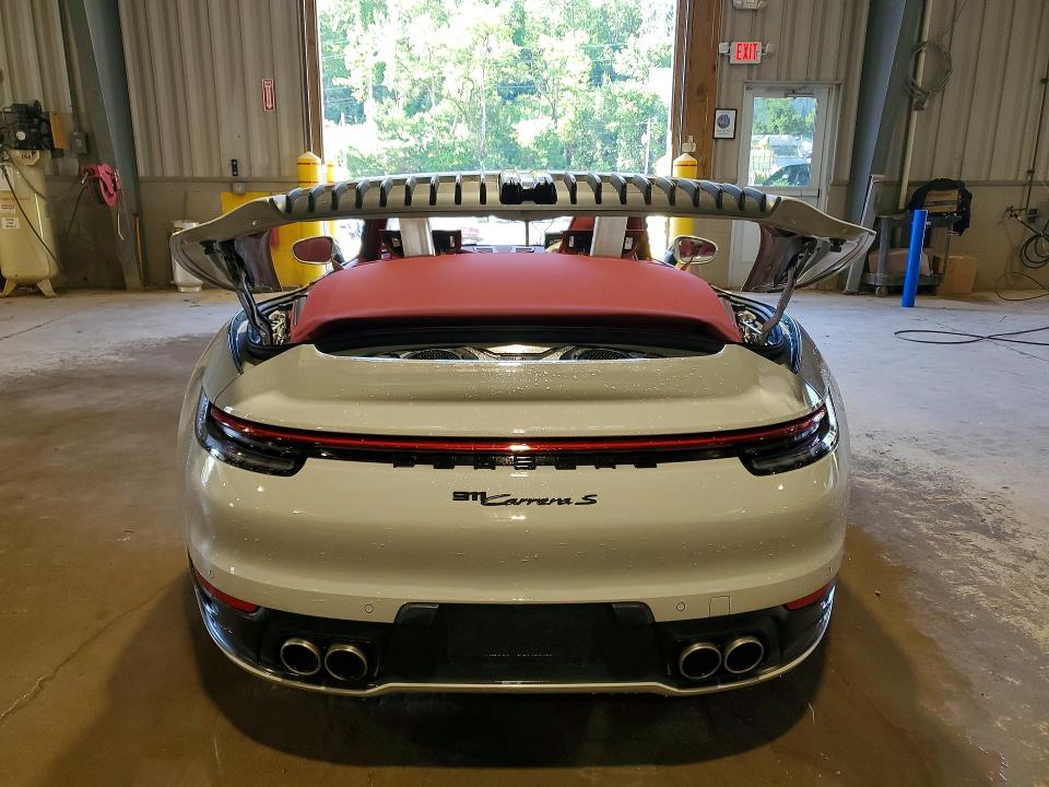 55990646 :رقم المزاد ، WP0CB2A98RS245758 vin ، 2024 Porsche 911 مزاد بيع