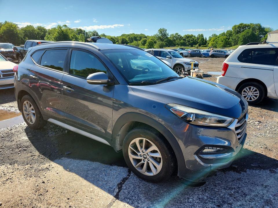 Aukcja sprzedaży 2017 Hyundai Tucson, vin: KM8J3CA23HU387012, numer aukcji: 58638046