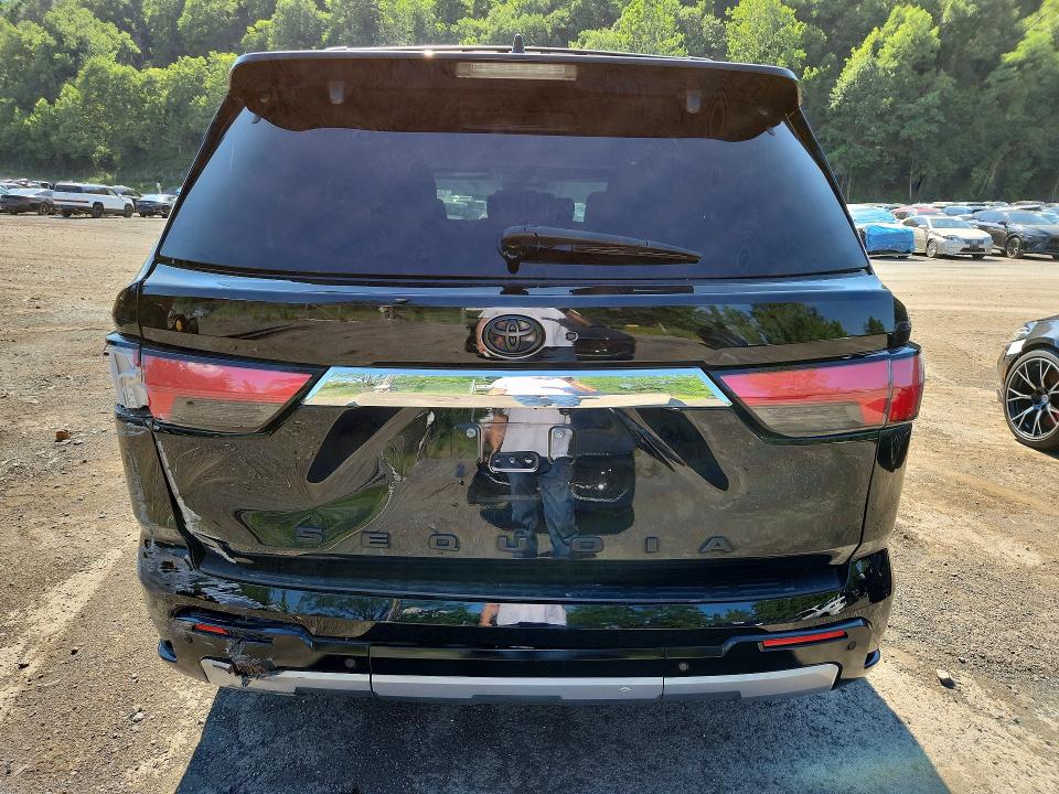 59253036 :رقم المزاد ، 7SVAAABA1RX025707 vin ، 2024 Toyota Sequoia مزاد بيع