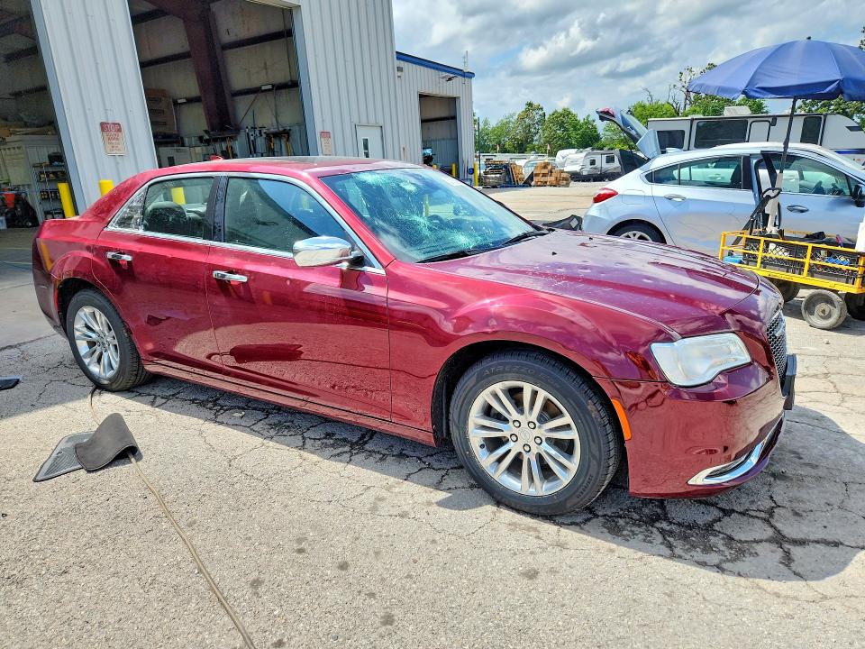 Продажа на аукционе авто 2017 Chrysler 300c, vin: 2C3CCAEG5HH632665, номер лота: 57153606