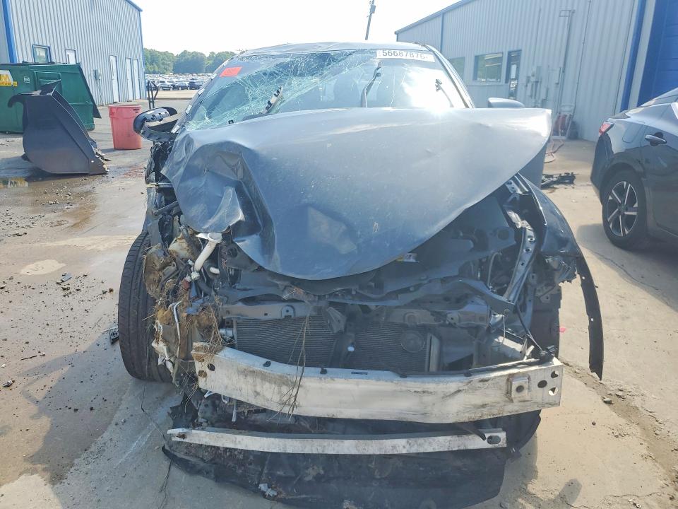 56687876 :رقم المزاد ، NMTKHMBX0JR021835 vin ، 2018 Toyota C-hr مزاد بيع