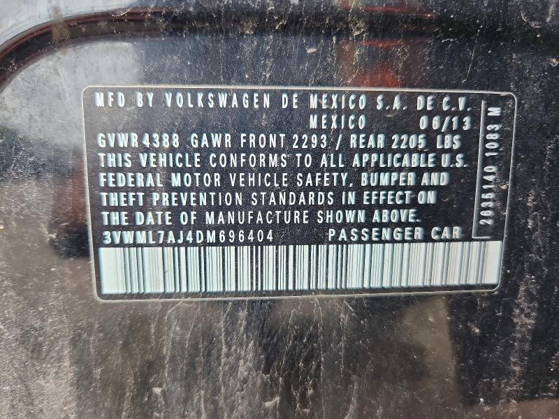55928266 :رقم المزاد ، 3VWML7AJ4DM696404 vin ، 2013 Volkswagen Jetta مزاد بيع