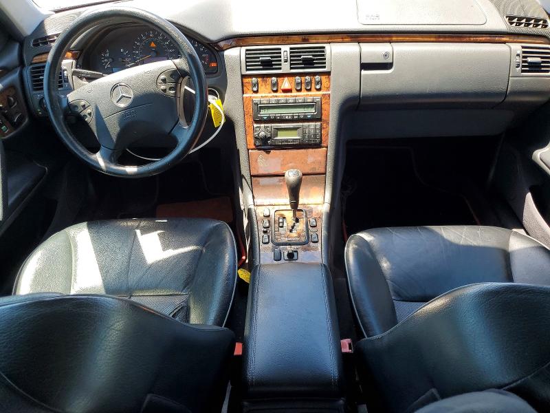 2000 Mercedes-benz E მანქანა იყიდება აუქციონზე, vin: WDBJF65J5YB157898, აუქციონის ნომერი: 55722556