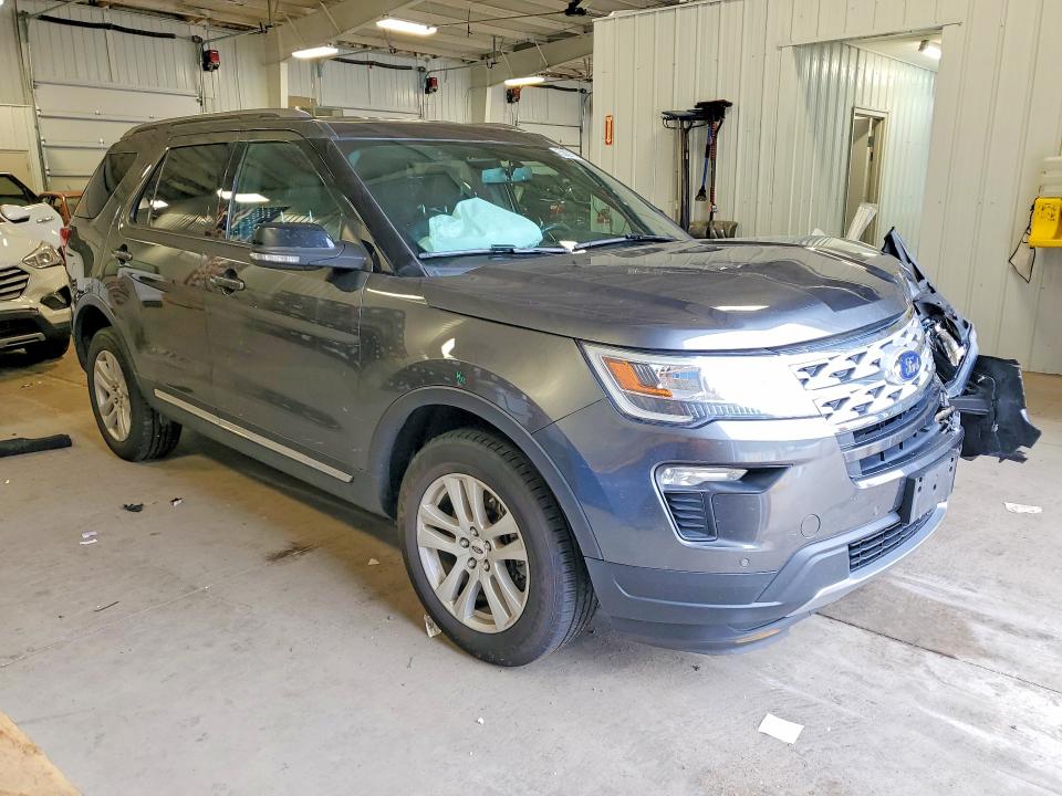 58377956 :رقم المزاد ، 1FM5K8D89JGC71853 vin ، 2018 Ford Explorer مزاد بيع