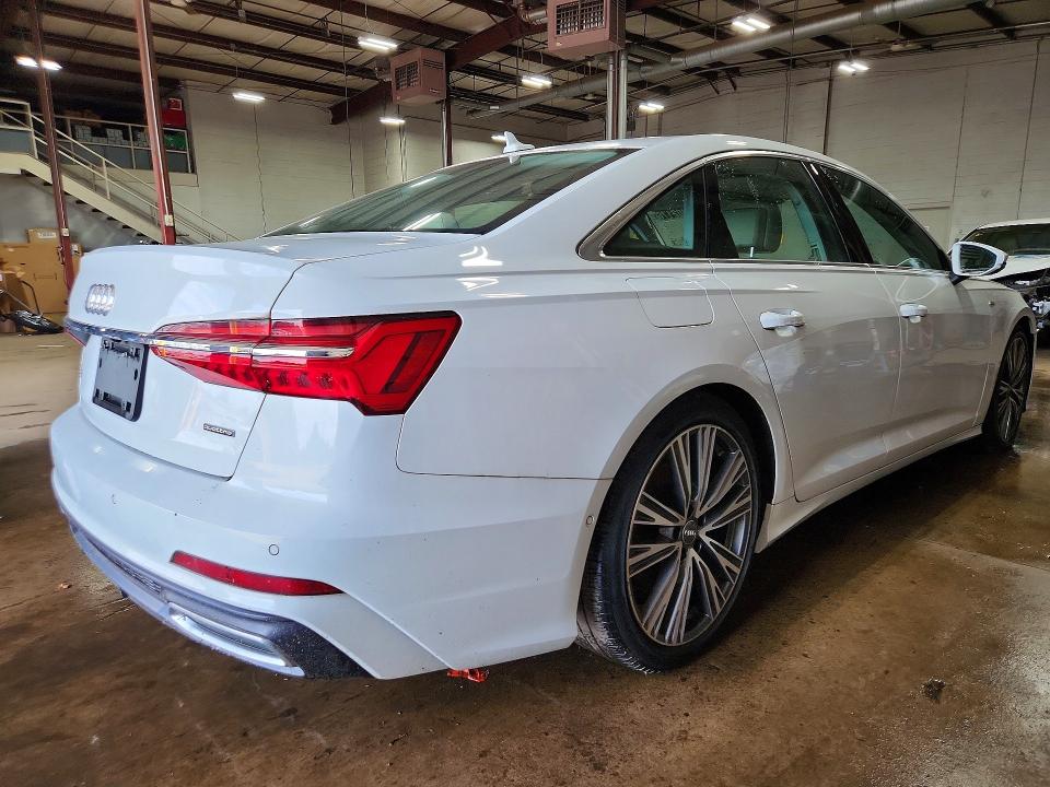Продаж на аукціоні авто 2019 Audi A6, vin: WAUL2AF24KN109733, номер лоту: 57002176