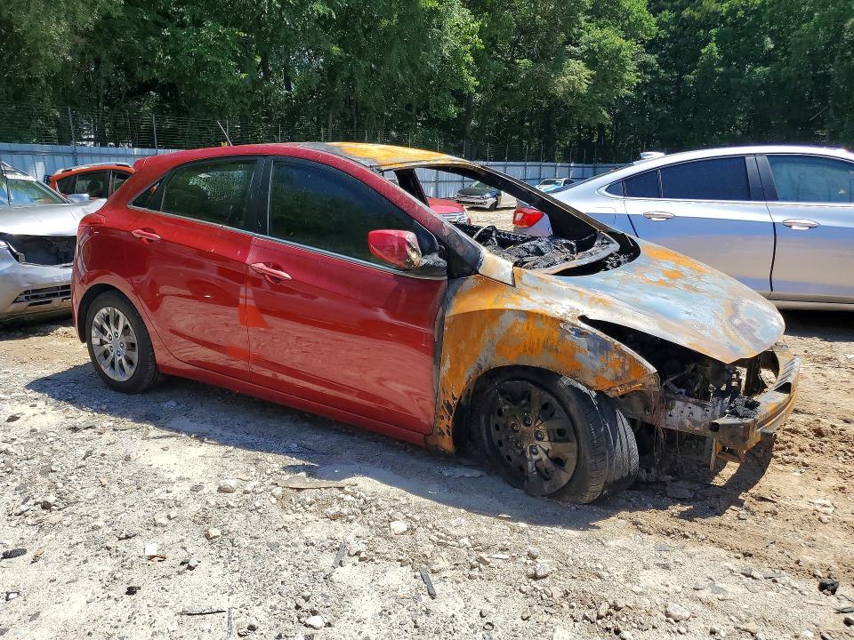 Продаж на аукціоні авто 2017 Hyundai Elantra Gt, vin: KMHD35LHXHU358990, номер лоту: 55528226