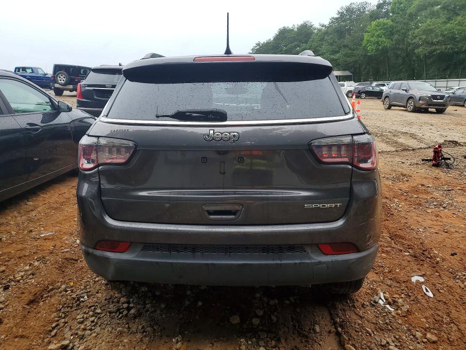 57602046 :رقم المزاد ، 3C4NJCAB8KT614076 vin ، 2019 Jeep Compass مزاد بيع