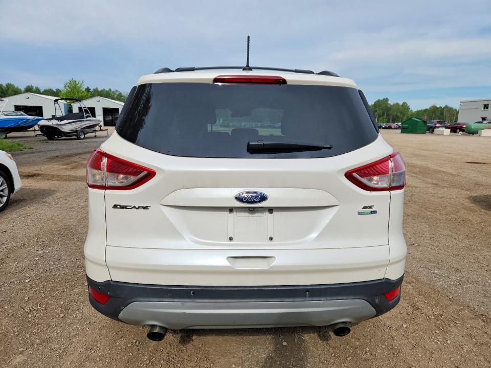57925686 :رقم المزاد ، 1FMCU9GX8GUB76897 vin ، 2016 Ford Escape مزاد بيع