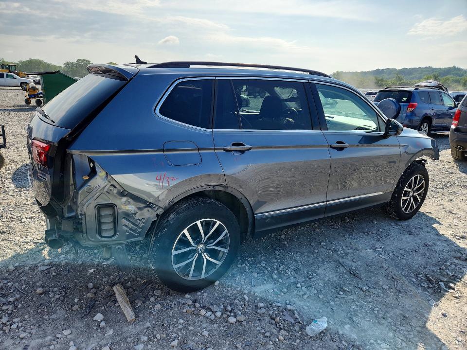 58555426 :رقم المزاد ، 3VV2B7AX6LM076008 vin ، 2020 Volkswagen Tiguan مزاد بيع