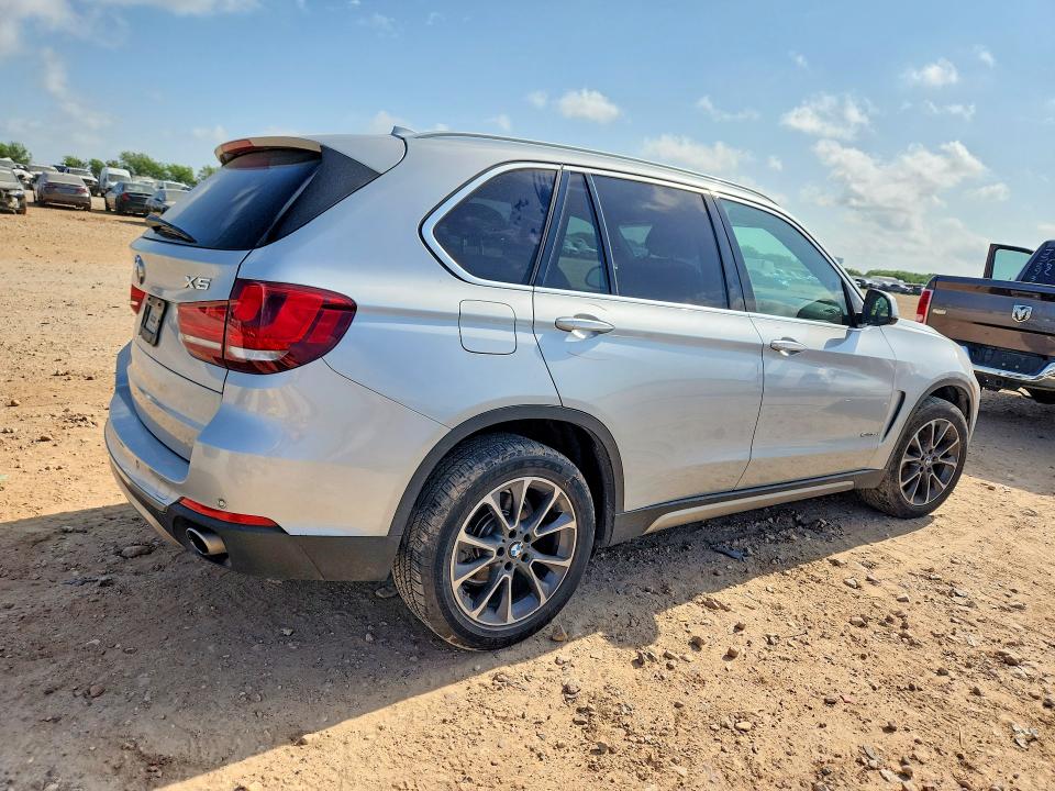 58905306 :رقم المزاد ، 5UXKR2C37H0X06246 vin ، 2017 Bmw X5 مزاد بيع