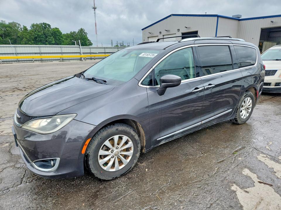 2018 Chrysler Pacifica მანქანა იყიდება აუქციონზე, vin: 2C4RC1BG9JR119901, აუქციონის ნომერი: 55165726