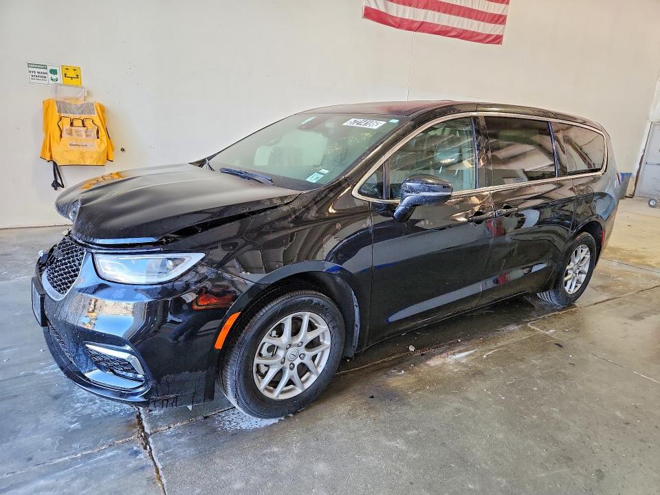 Продаж на аукціоні авто 2025 Chrysler Pacifica, vin: 2C4RC1BGXSR579120, номер лоту: 57214186