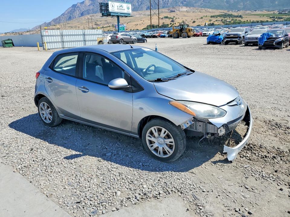 2011 Mazda Mazda2 მანქანა იყიდება აუქციონზე, vin: JM1DE1HZ9B0125612, აუქციონის ნომერი: 58311306