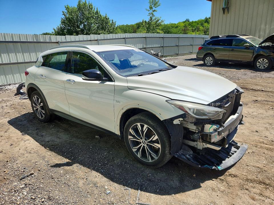 55963616 :رقم المزاد ، SJKCH5CR9HA028749 vin ، 2017 Infiniti Qx30 مزاد بيع