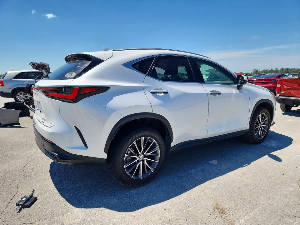 57895006 :رقم المزاد ، 2T2GGCEZ1NC011570 vin ، 2022 Lexus Nx 350 مزاد بيع