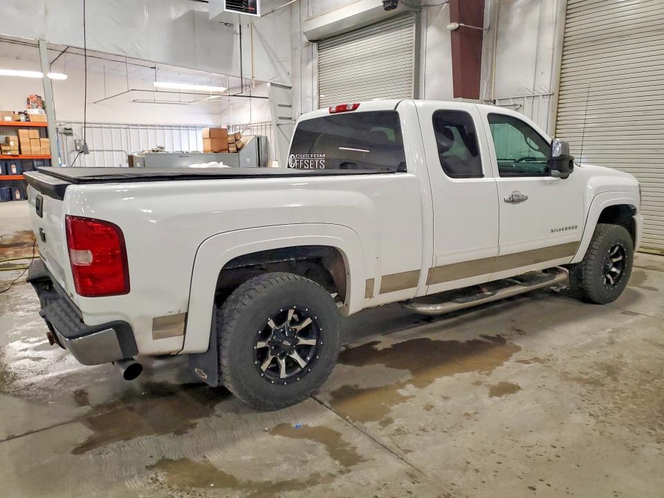 Продажа на аукционе авто 2010 Chevrolet Silverado, vin: 1GCSKSE30AZ226019, номер лота: 57683026