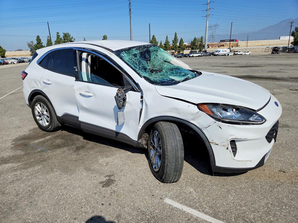 Продаж на аукціоні авто 2022 Ford Escape, vin: 1FMCU0G6XNUB56019, номер лоту: 57871636
