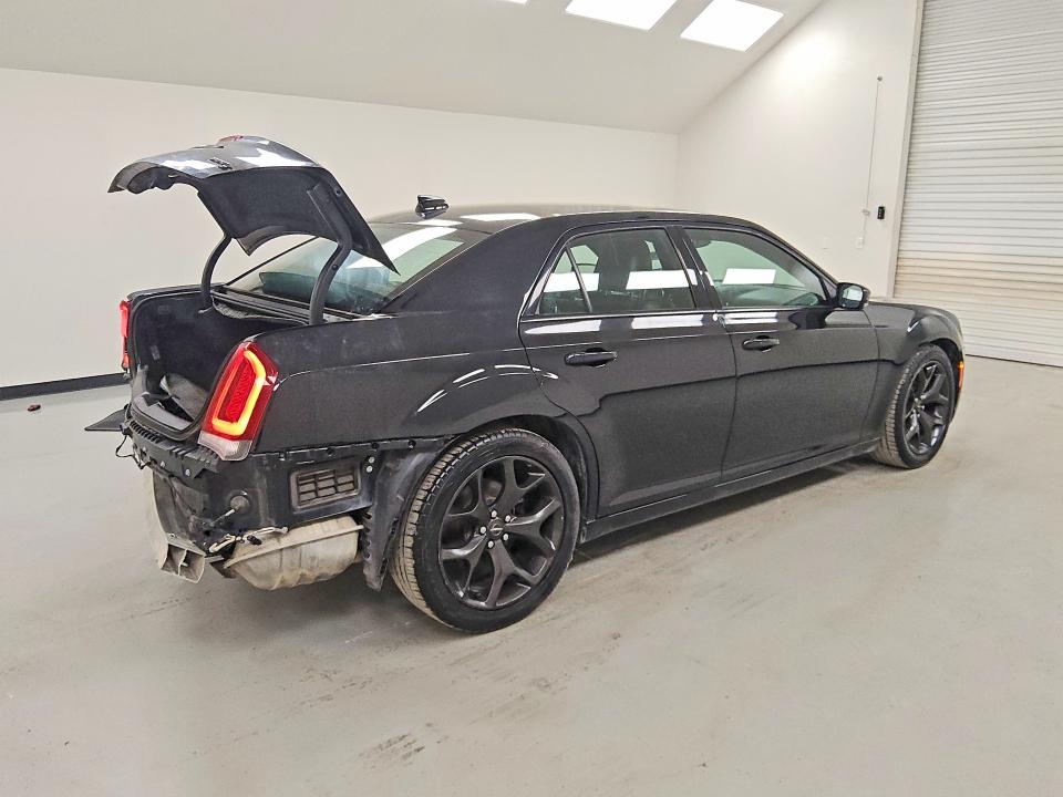 Продаж на аукціоні авто 2021 Chrysler 300, vin: 2C3CCABG5MH523492, номер лоту: 56302846