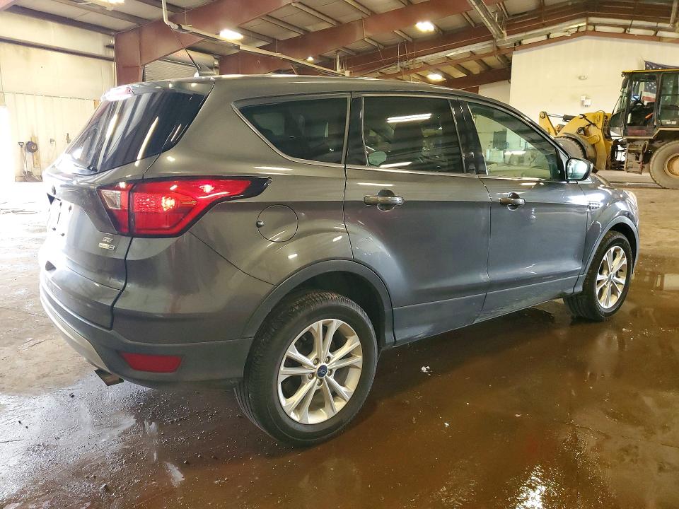 2019 Ford Escape მანქანა იყიდება აუქციონზე, vin: 1FMCU9GDXKUC06822, აუქციონის ნომერი: 56498176