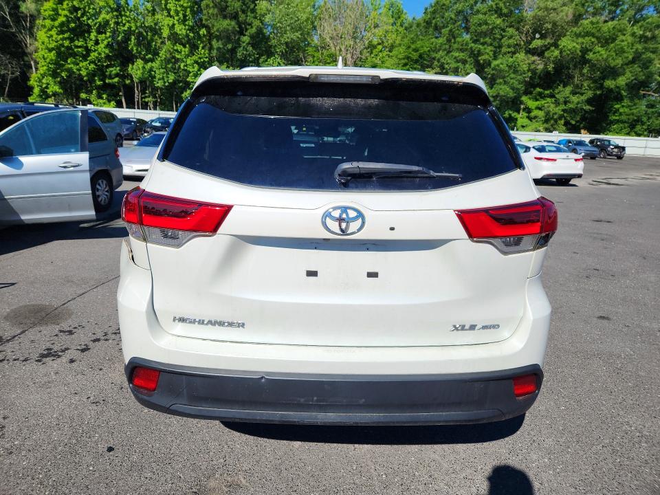 Продаж на аукціоні авто 2019 Toyota Highlander, vin: 5TDJZRFH8KS605797, номер лоту: 58386346