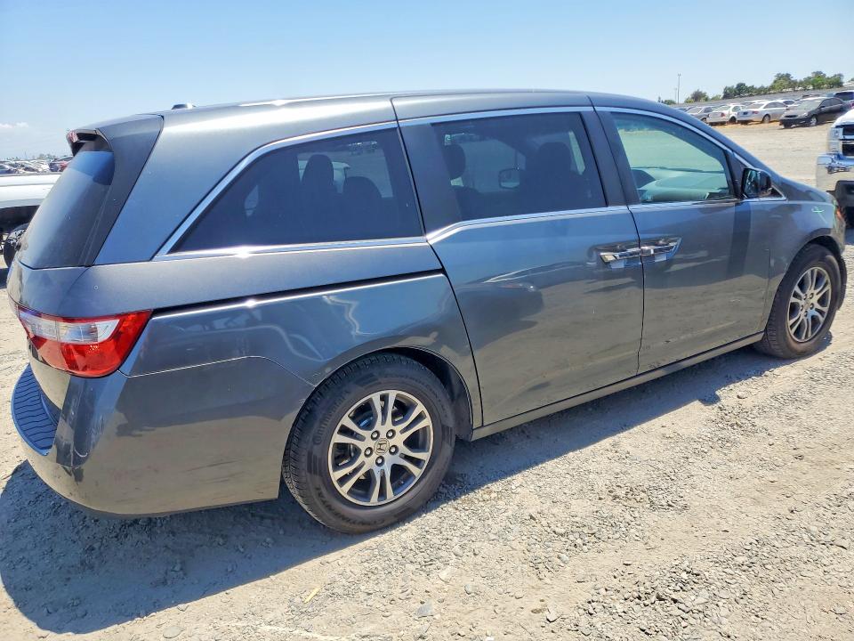 57872226 :رقم المزاد ، 5FNRL5H68BB027357 vin ، 2011 Honda Odyssey مزاد بيع