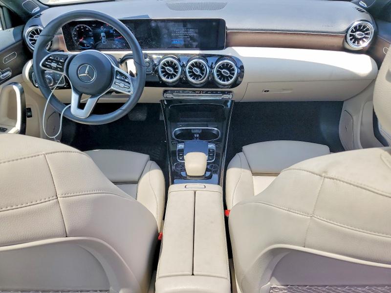 54284336 :رقم المزاد ، W1K3G4FB4LJ224126 vin ، 2020 Mercedes-benz A مزاد بيع