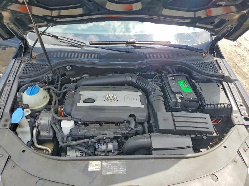 59241006 :رقم المزاد ، WVWMN7AN7BE720794 vin ، 2011 Volkswagen Cc مزاد بيع
