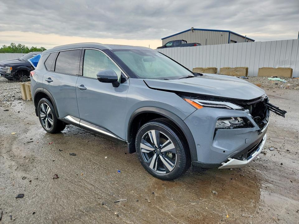 57527786 :رقم المزاد ، JN8BT3DDXPW308447 vin ، 2023 Nissan Rogue مزاد بيع