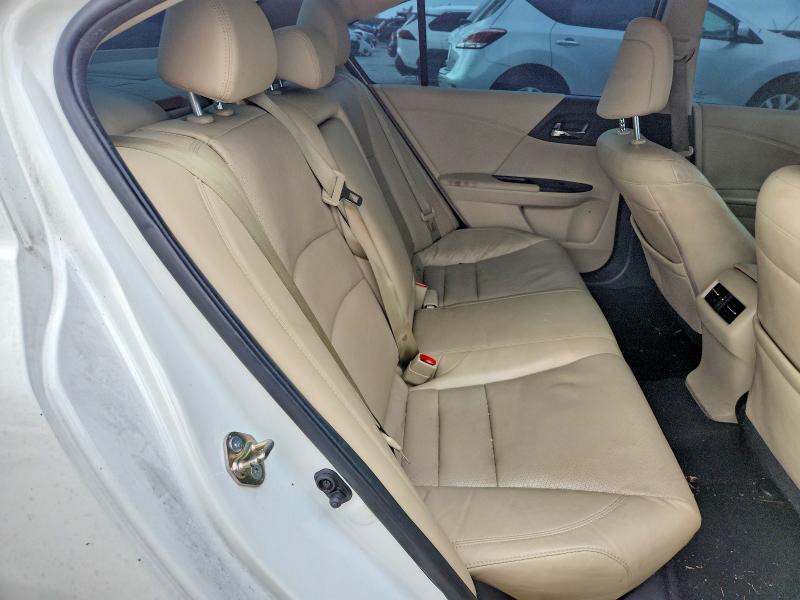Продажа на аукционе авто 2017 Honda Accord, vin: 1HGCR2F85HA201511, номер лота: 55974006