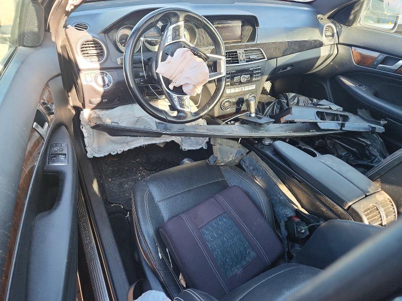96253065 :رقم المزاد ، WDDGJ5HB5EG248215 vin ، 2014 Mercedes-benz C مزاد بيع