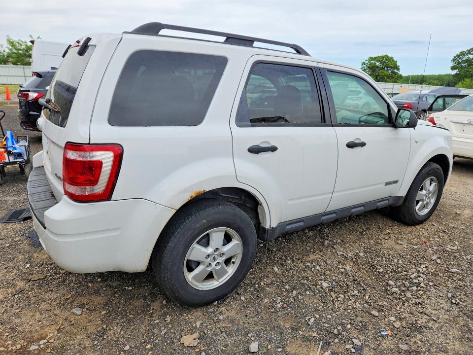 55619796 :رقم المزاد ، 1FMCU93138KE29185 vin ، 2008 Ford Escape مزاد بيع