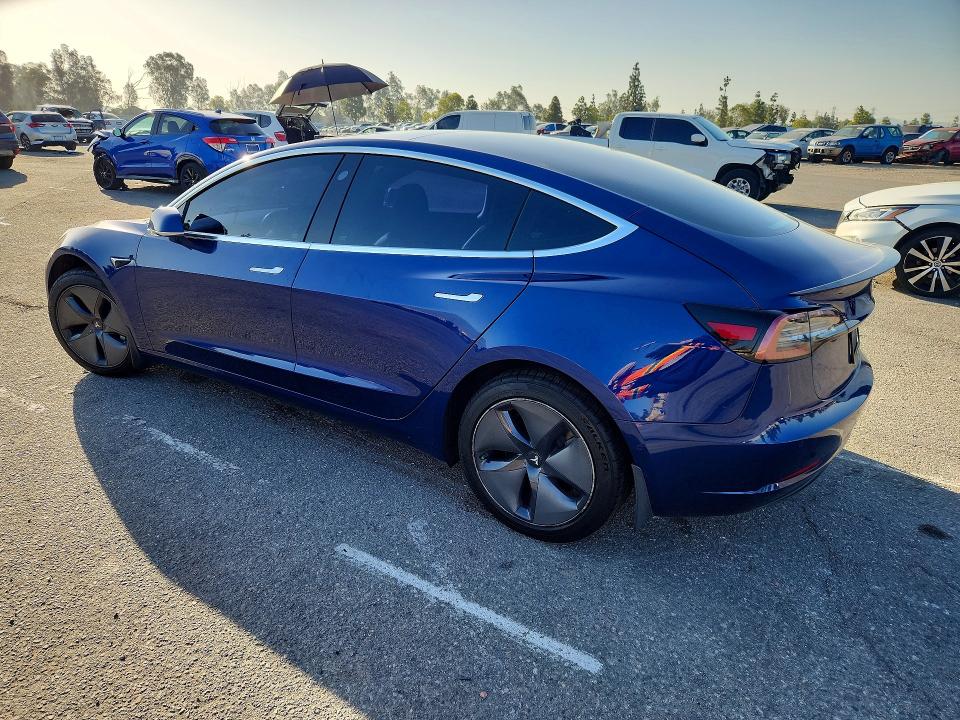 56658326 :رقم المزاد ، 5YJ3E1EB7LF617187 vin ، 2020 Tesla Model 3 مزاد بيع