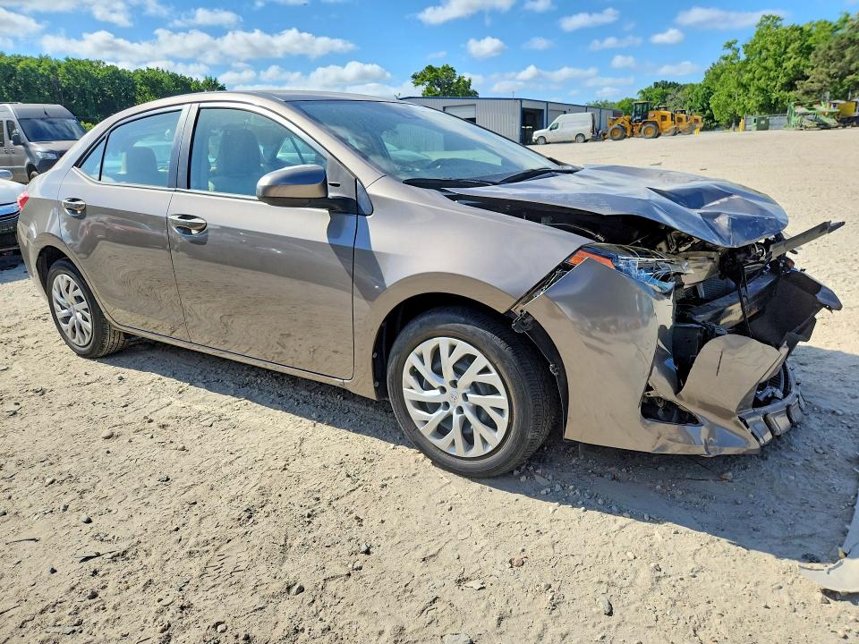 Продаж на аукціоні авто 2018 Toyota Corolla, vin: 2T1BURHE9JC090631, номер лоту: 55601086