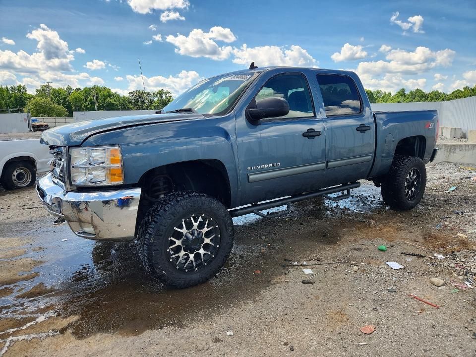 2013 Chevrolet Silverado მანქანა იყიდება აუქციონზე, vin: 3GCPKSE76DG348610, აუქციონის ნომერი: 57940386