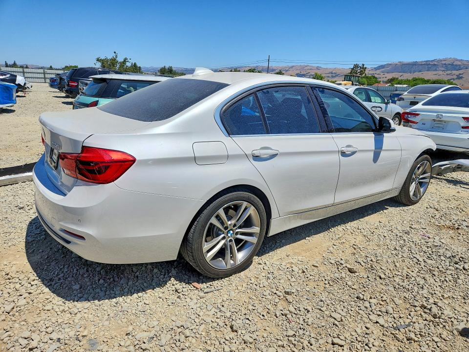57734726 :رقم المزاد ، WBA8B9G5XHNU50107 vin ، 2017 Bmw 330 مزاد بيع