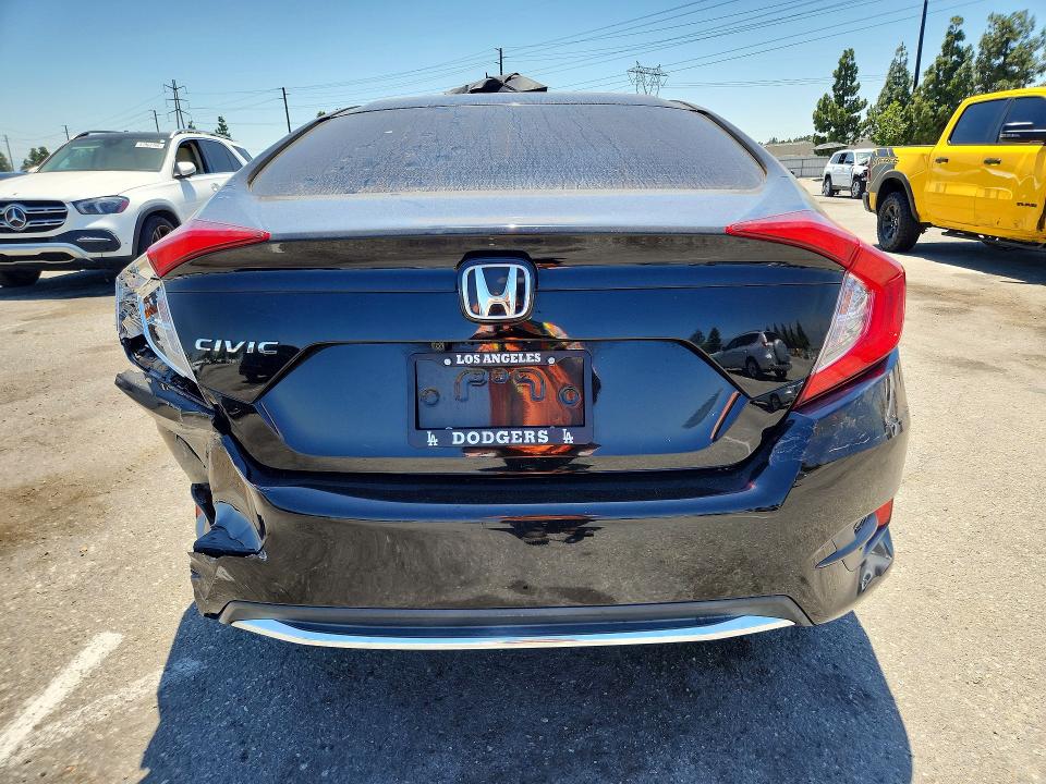 2020 Honda Civic მანქანა იყიდება აუქციონზე, vin: 2HGFC2F6XLH584904, აუქციონის ნომერი: 57273426