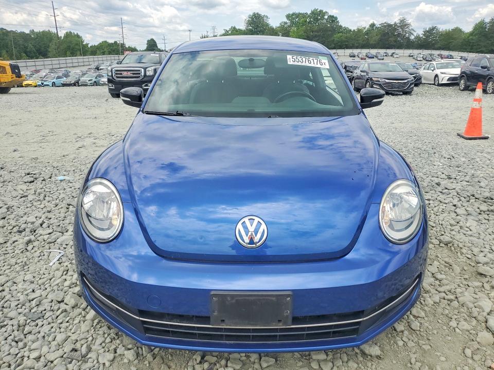 55376176 :رقم المزاد ، 3VW467AT7DM603481 vin ، 2013 Volkswagen Beetle مزاد بيع