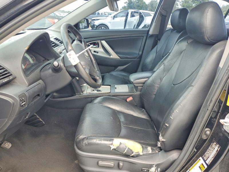 56755776 :رقم المزاد ، 4T1BF3EK3BU690157 vin ، 2011 Toyota Camry مزاد بيع
