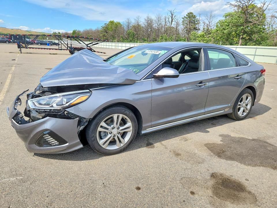 57642436 :رقم المزاد ، 5NPE34AF5JH694955 vin ، 2018 Hyundai Sonata مزاد بيع