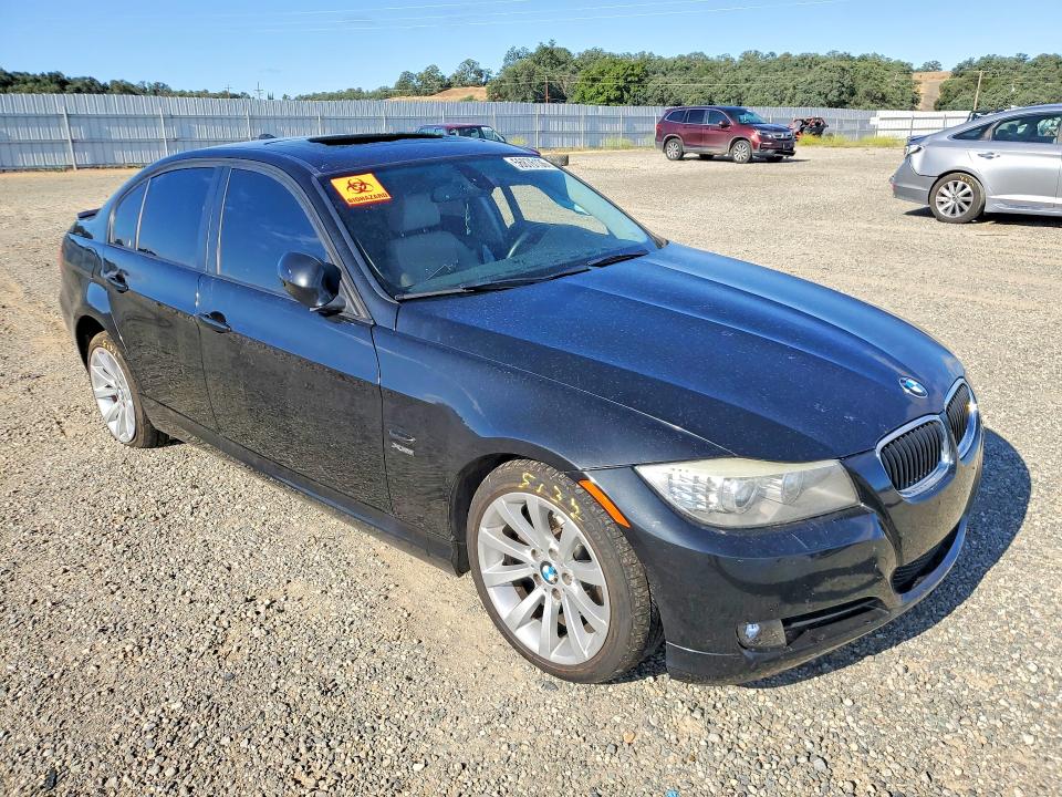 56876136 :رقم المزاد ، WBAPK5C5XBA661249 vin ، 2011 Bmw 328 مزاد بيع